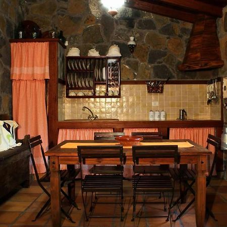Гостьовий будинок Casa Mary Lola Tinor Екстер'єр фото
