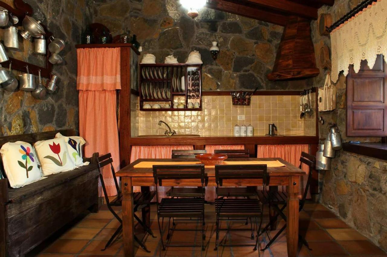 Гостьовий будинок Casa Mary Lola Tinor Екстер'єр фото